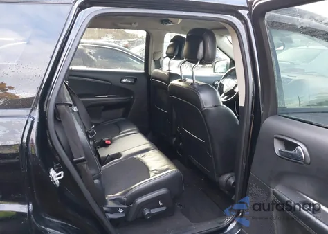 2018 Dodge Journey Crossroad Awd z USA, uszkodzony, nr VIN 3C4PDDGGXJT387948